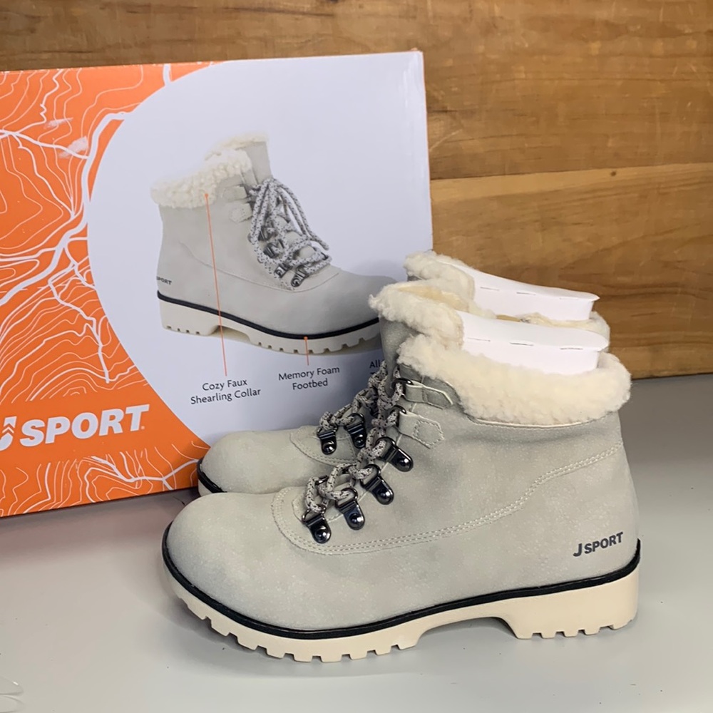 NIB Women’s JBU JSport Bluestone Winter Boots Stone White Memory Foam
